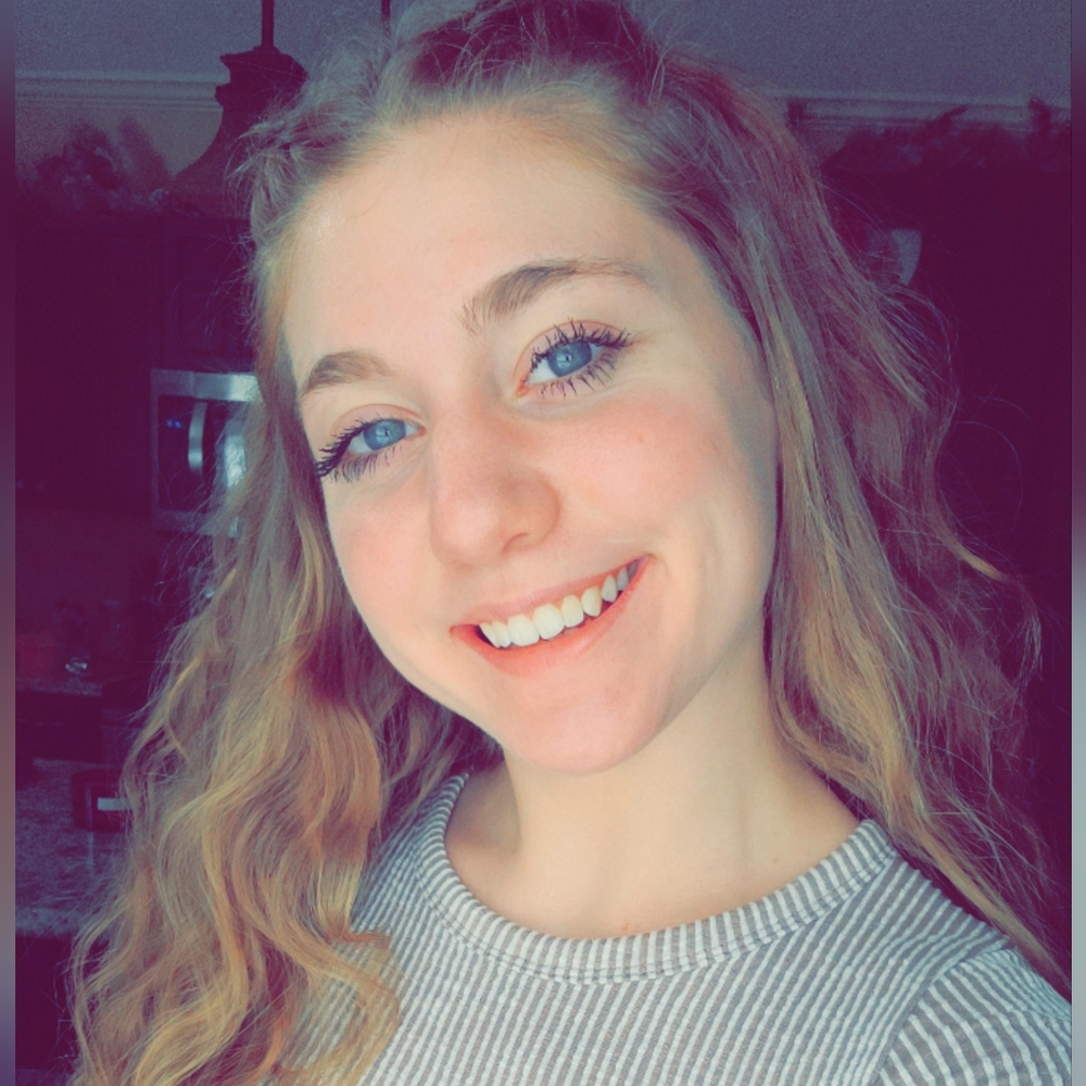 Meet your Posher, Dominique